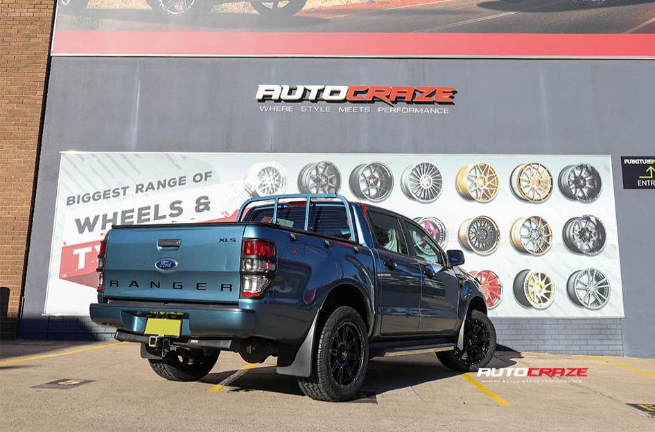 FORD RANGER HE900 GLOSS BLACK